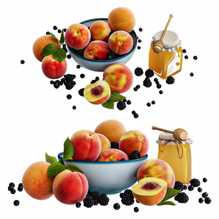Персики с ягодами и медом