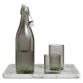 Decanter and wine glasses on a tray from Zara Home No. 2