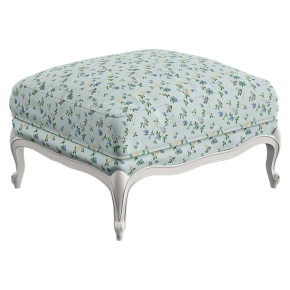 Classic-style pouf